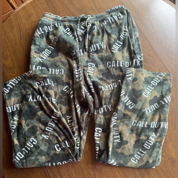 Call of Duty 2007 Men’s Pajama Pants Sz Medium 32/34 Camo Lounge Pants - Picture 1 of 13